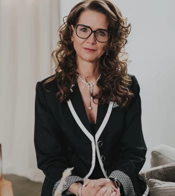 Stephanie-Denzler.webp